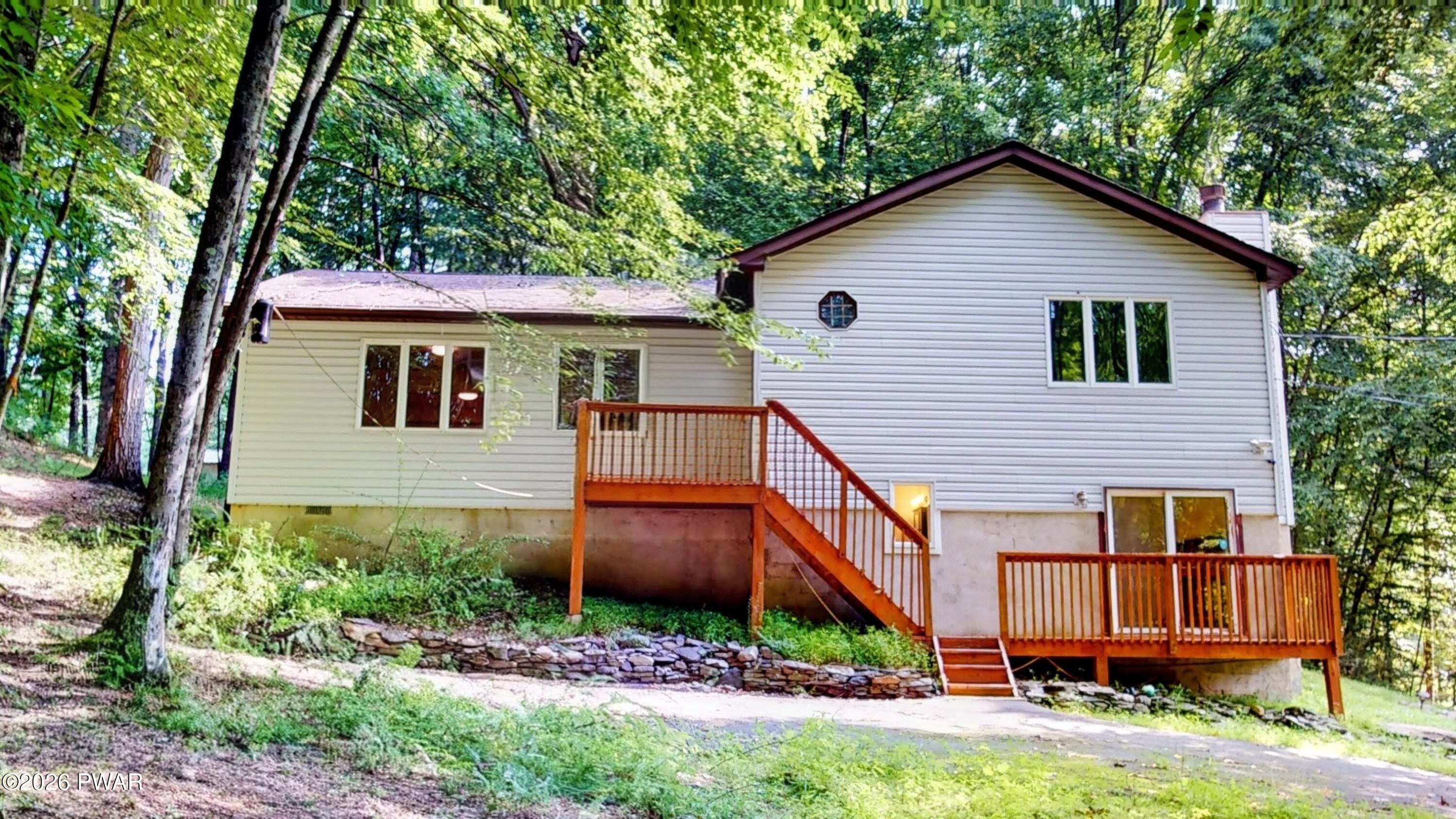 303 Otter Court — photo