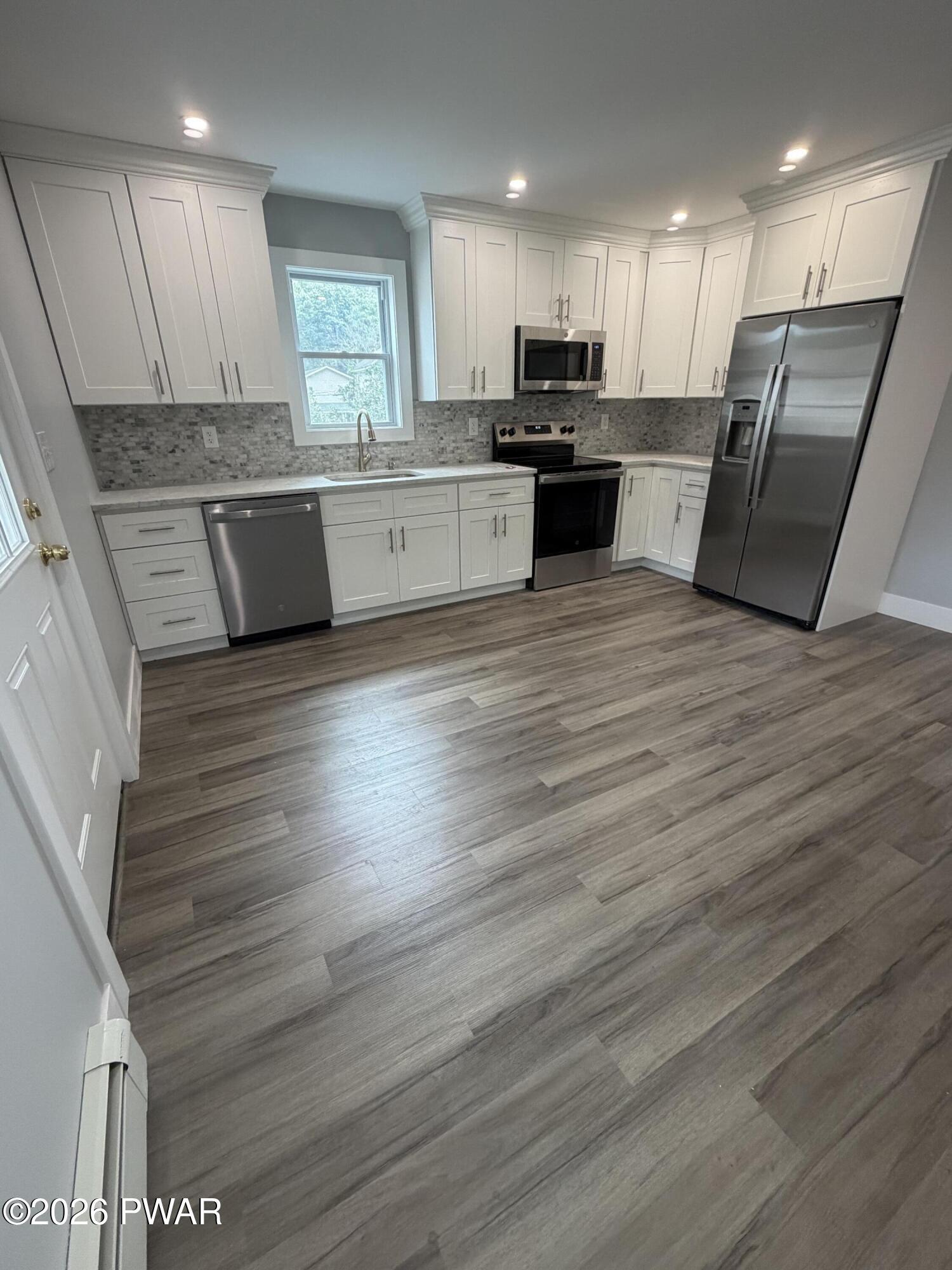 1729 N Main Street Unit B — photo
