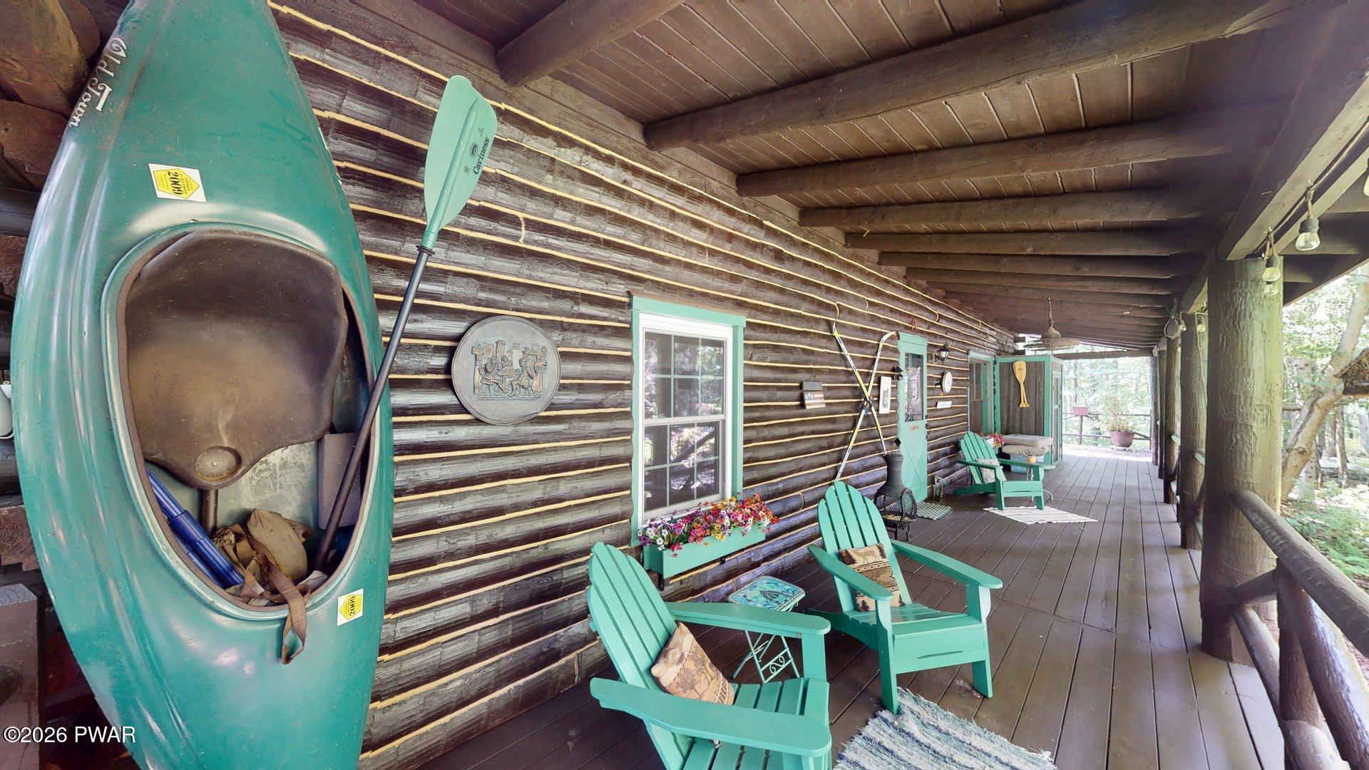 813 W Spur Court — photo