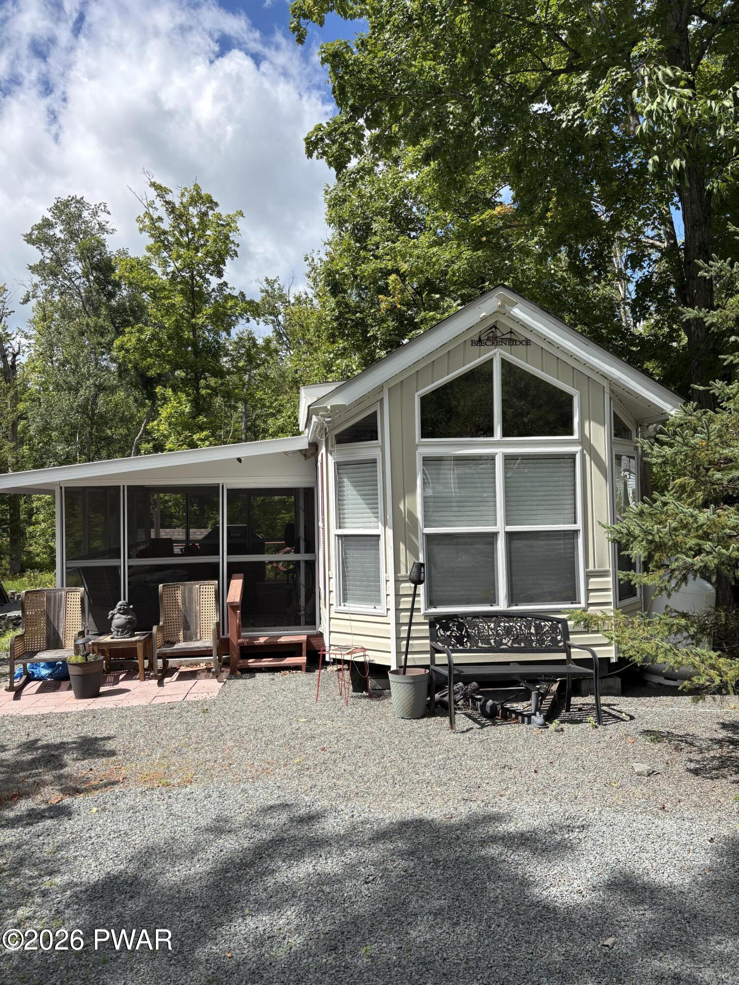 122 Maple Forest Drive — photo