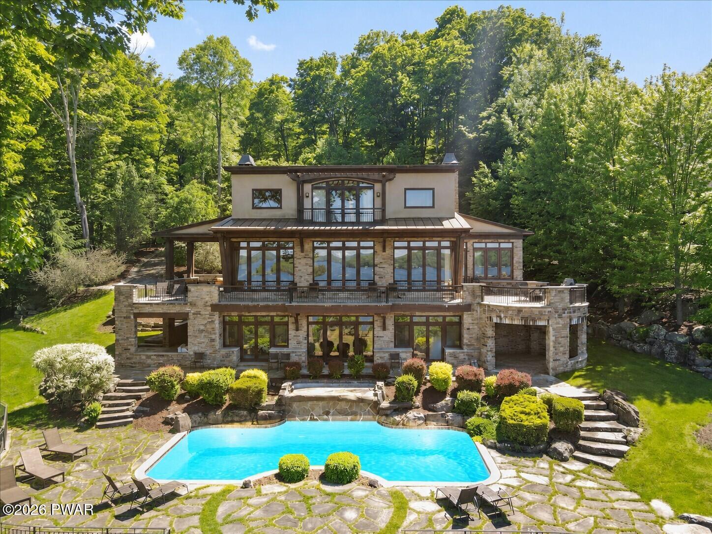 165 Pennwood Drive — photo