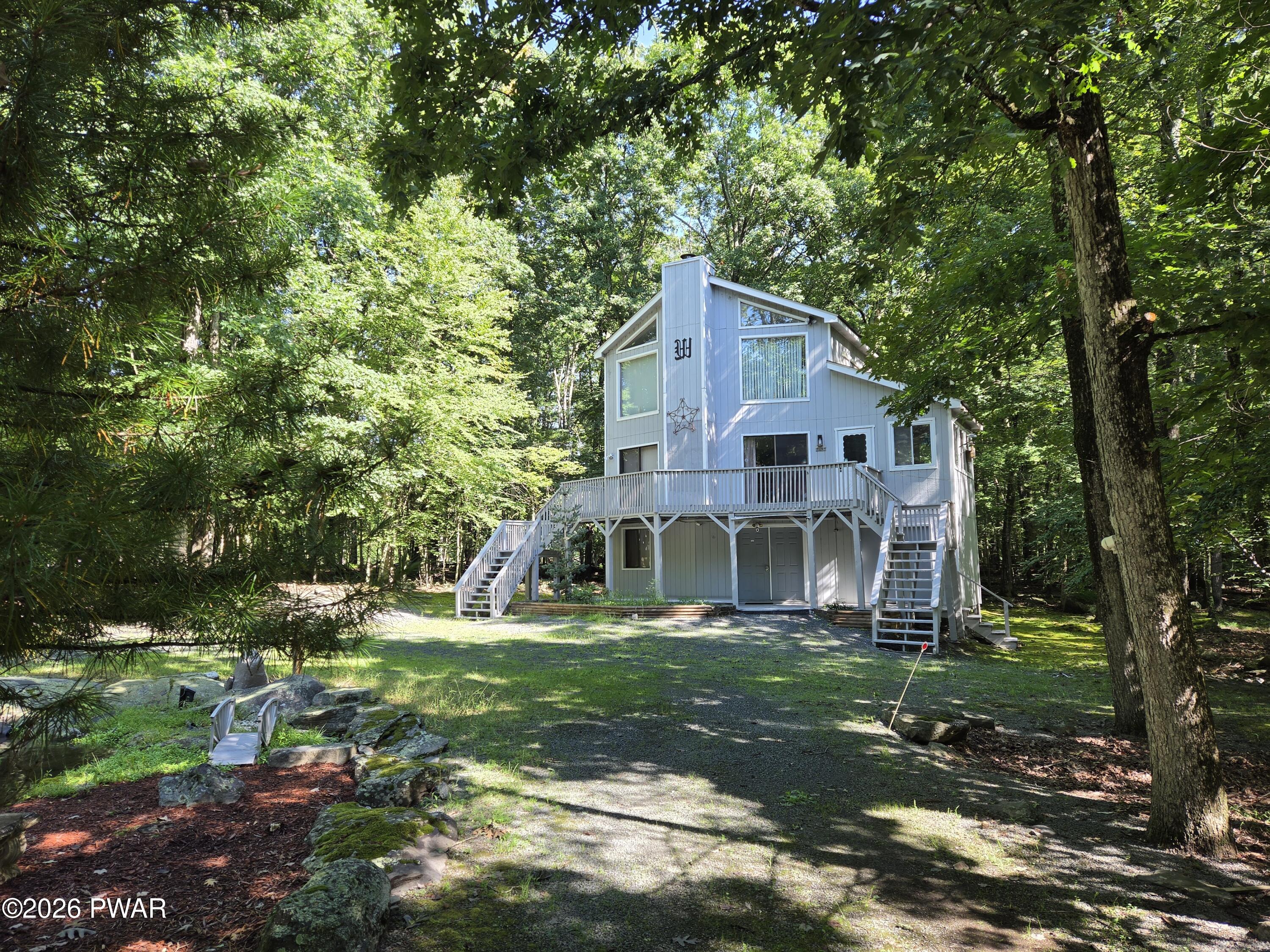 329 Falling Waters Boulevard — photo