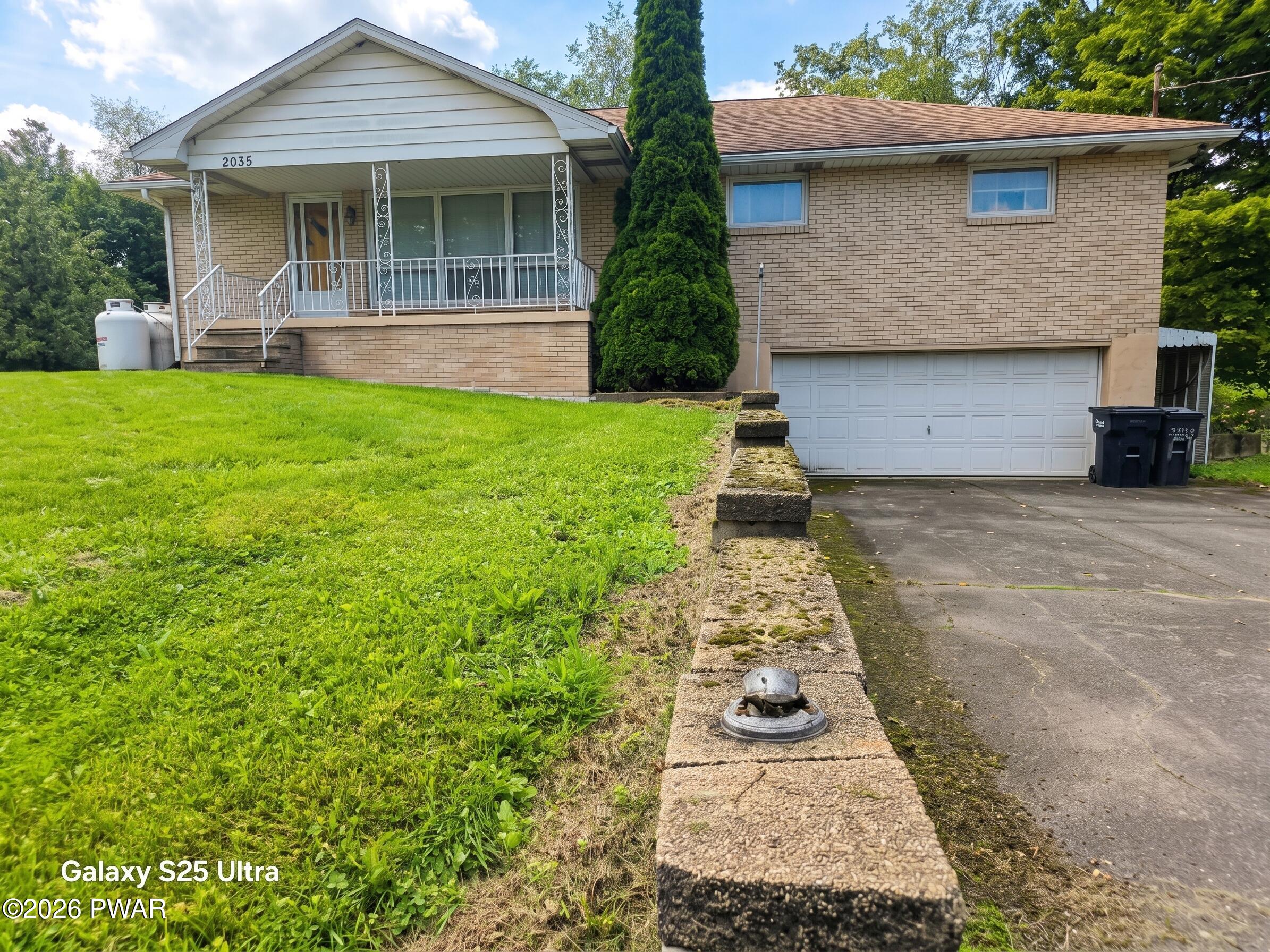 2035 Easton Turnpike — photo