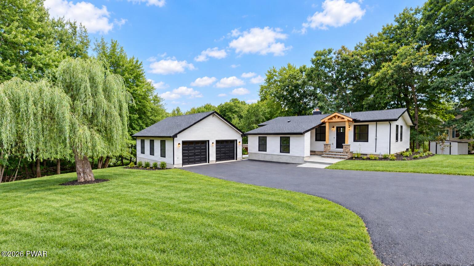 104 Heron Bay — photo