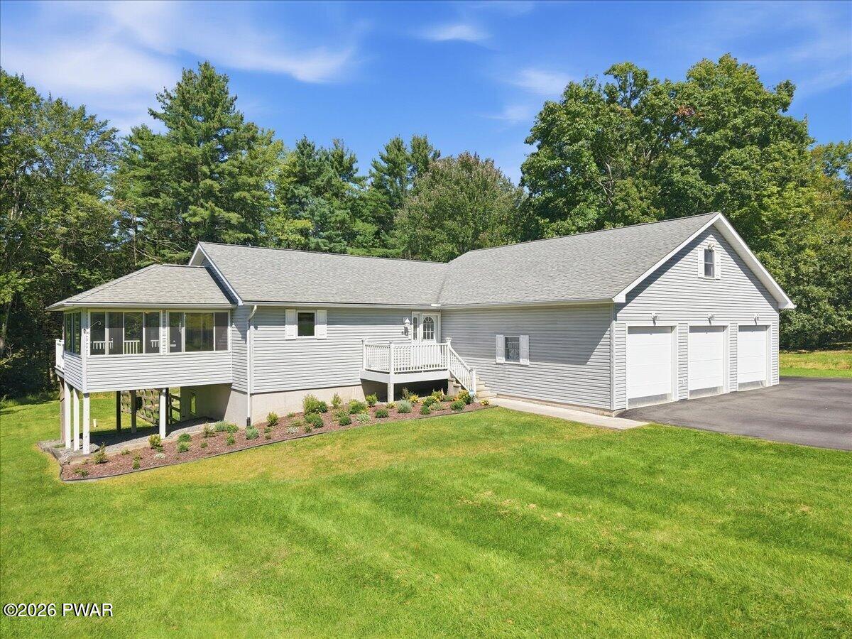 64 Applewood Drive — photo