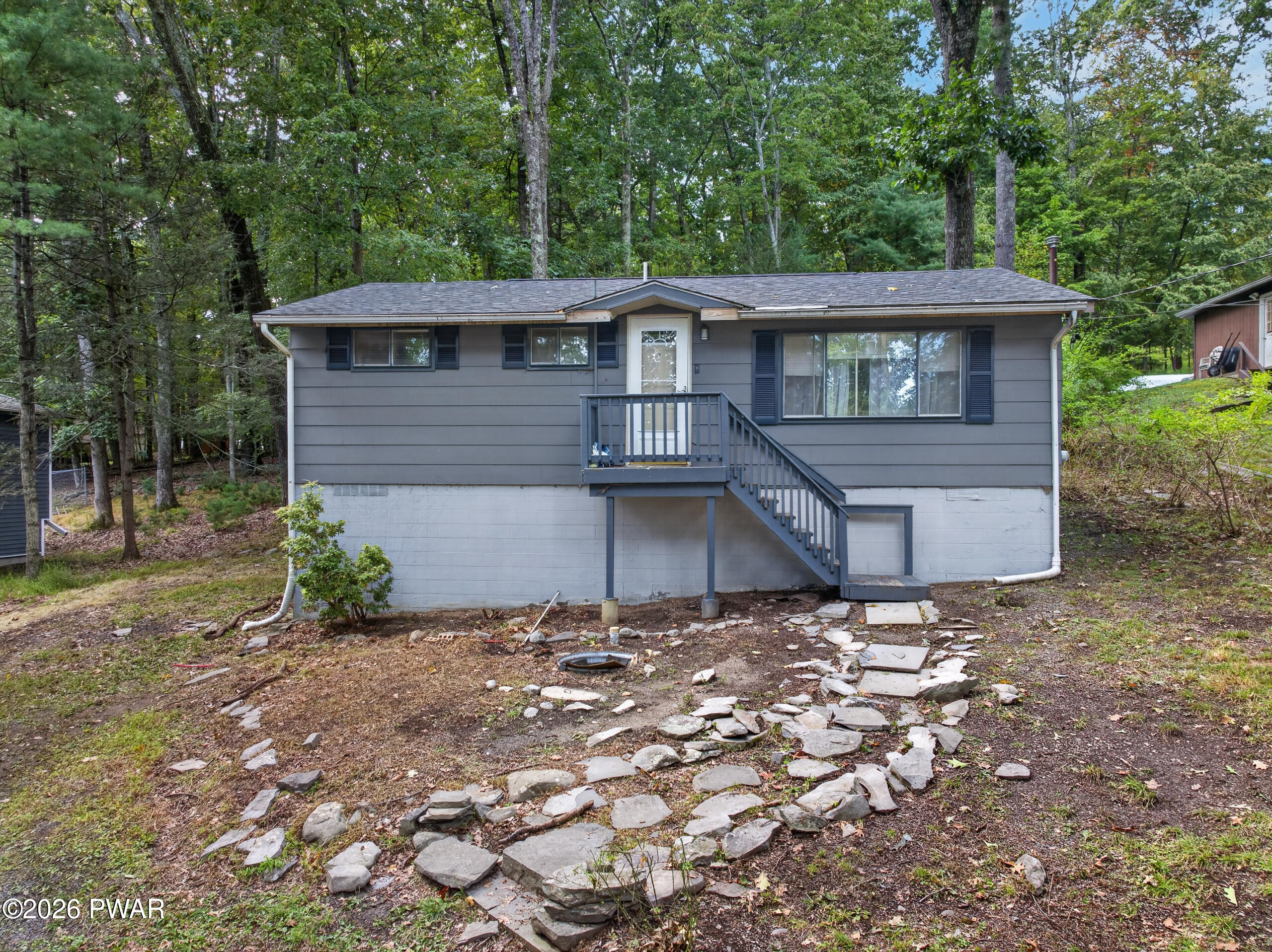 173 Outer Drive, Dingmans Ferry, PA 18328 — photo 2