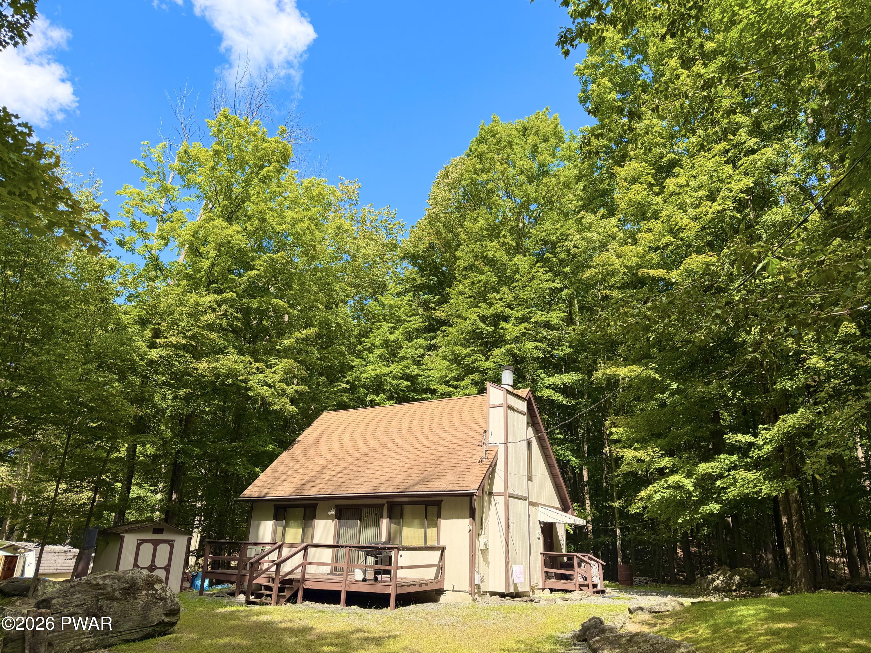 27 Oak Drive — photo