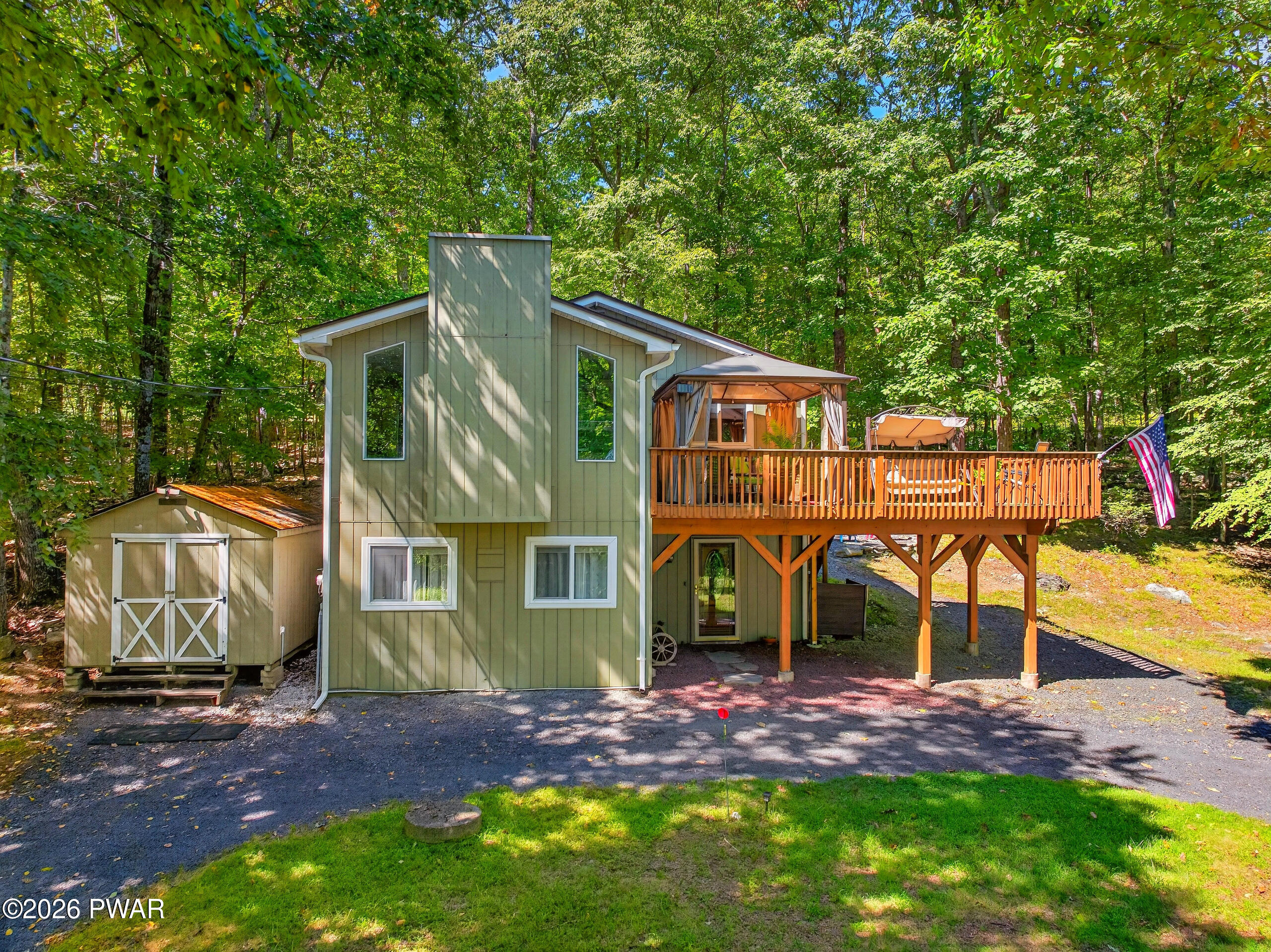 140 Lakewood Drive — photo