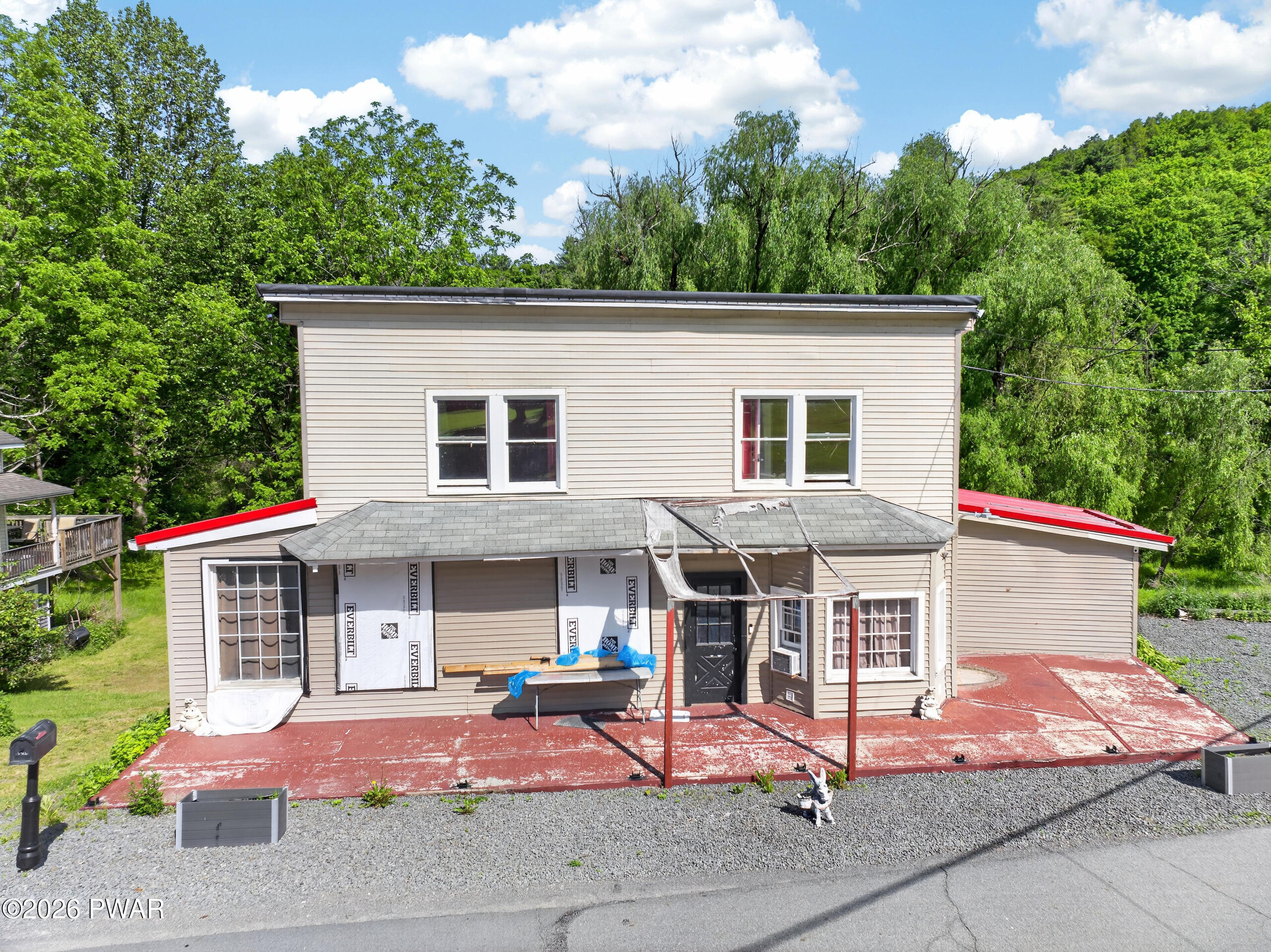 206 Scenic Drive — photo