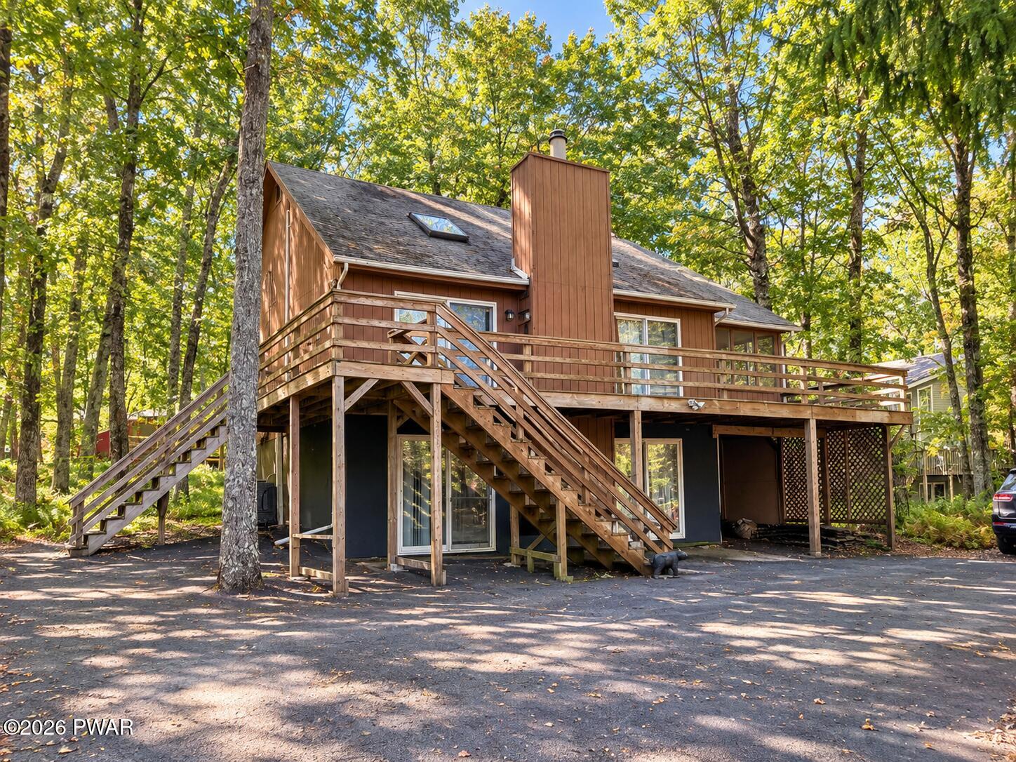 102 Corral Lane — photo
