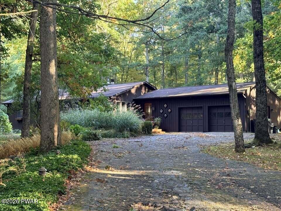 145 Parkers Glen Road — photo