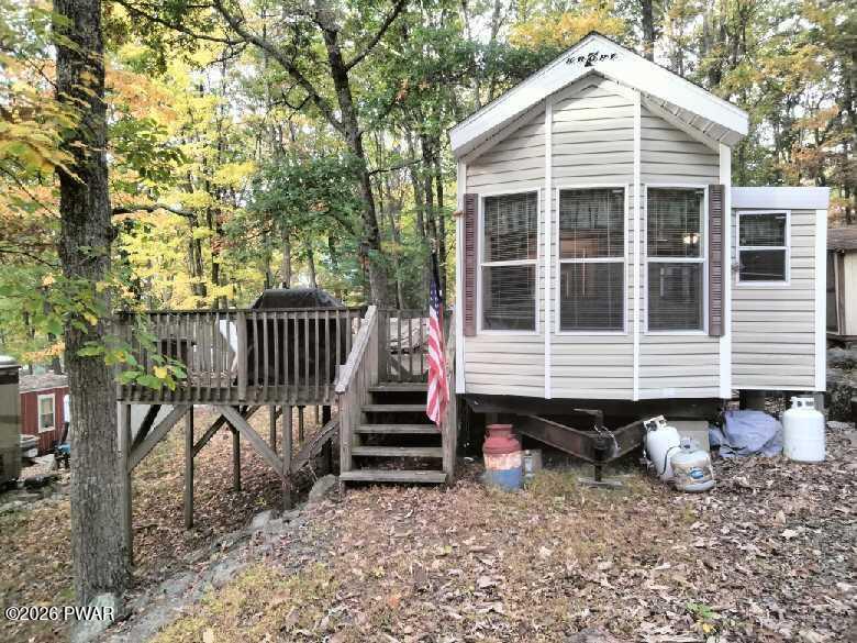 105 Viking Drive — photo