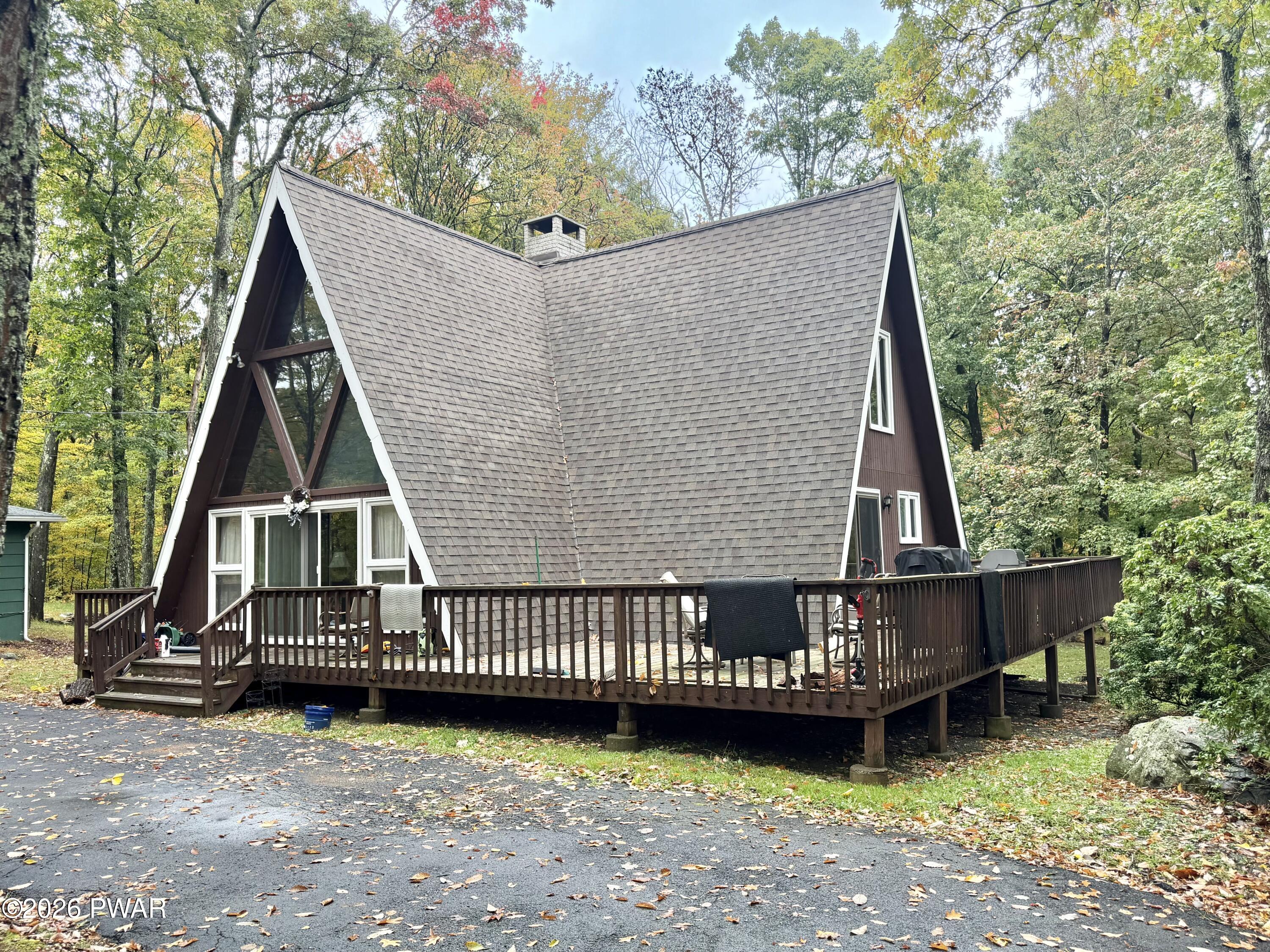 127 Hillcrest Drive — photo