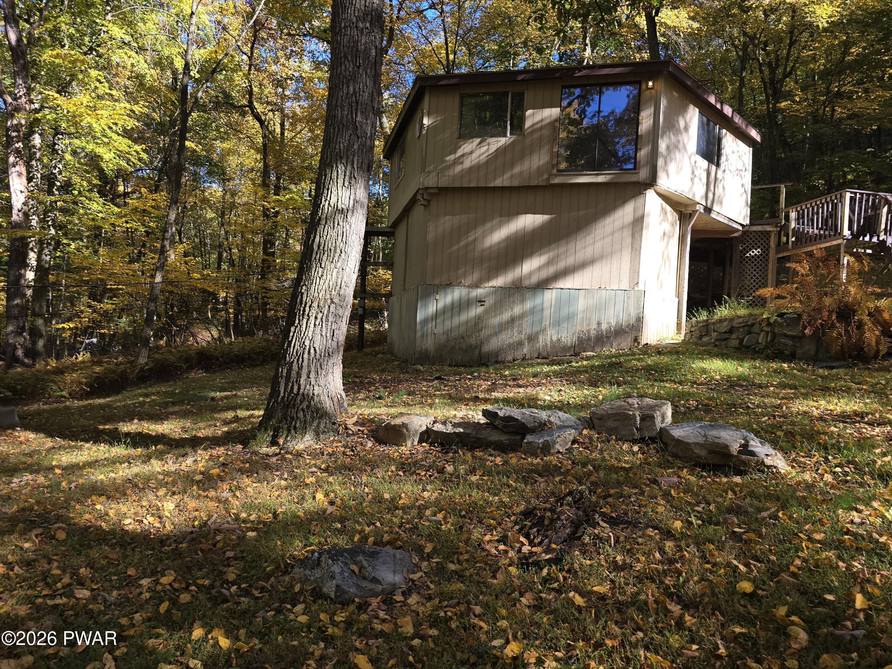 4196 Hemlock Road — photo