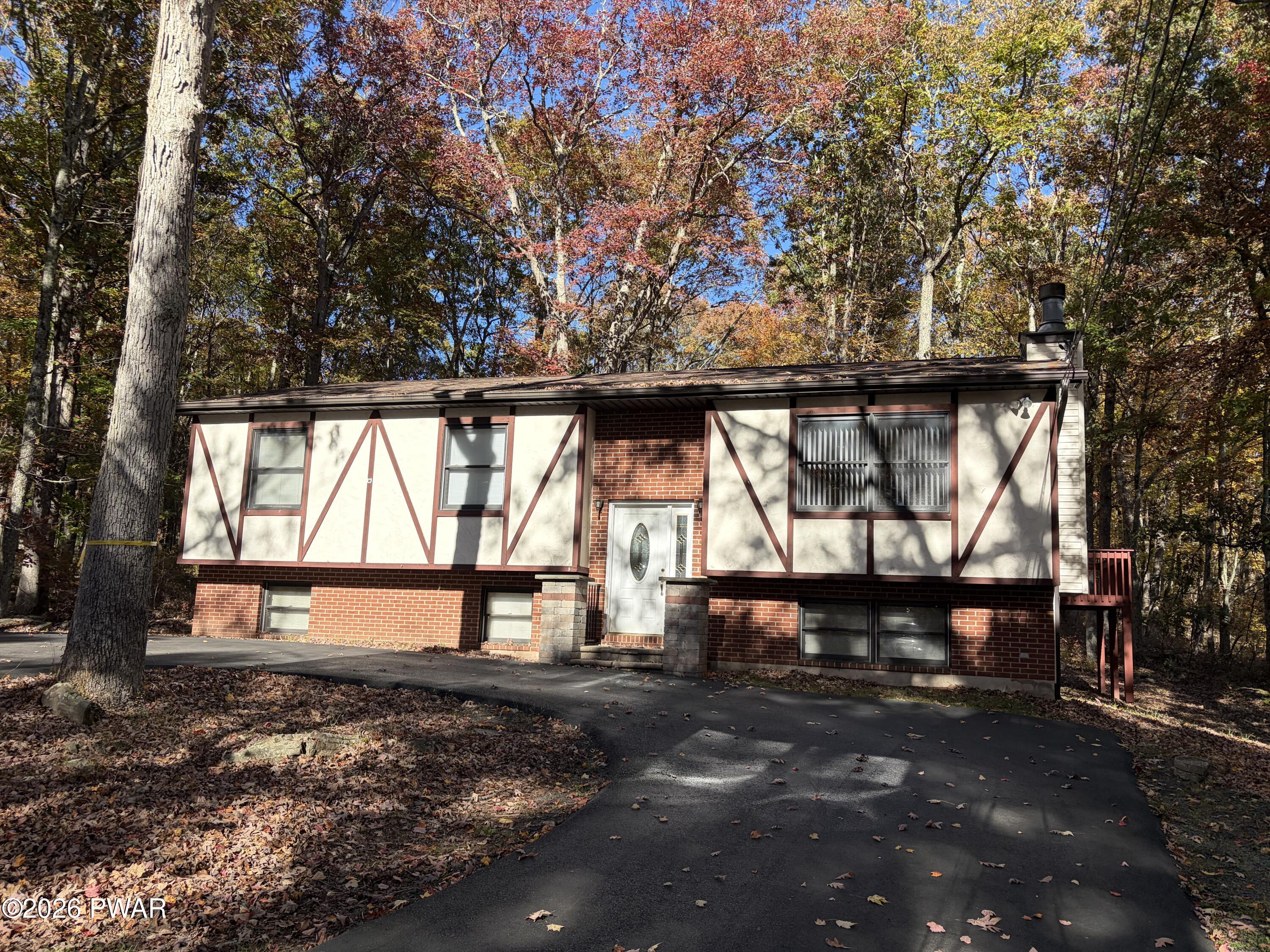 124 Buckboard Lane — photo