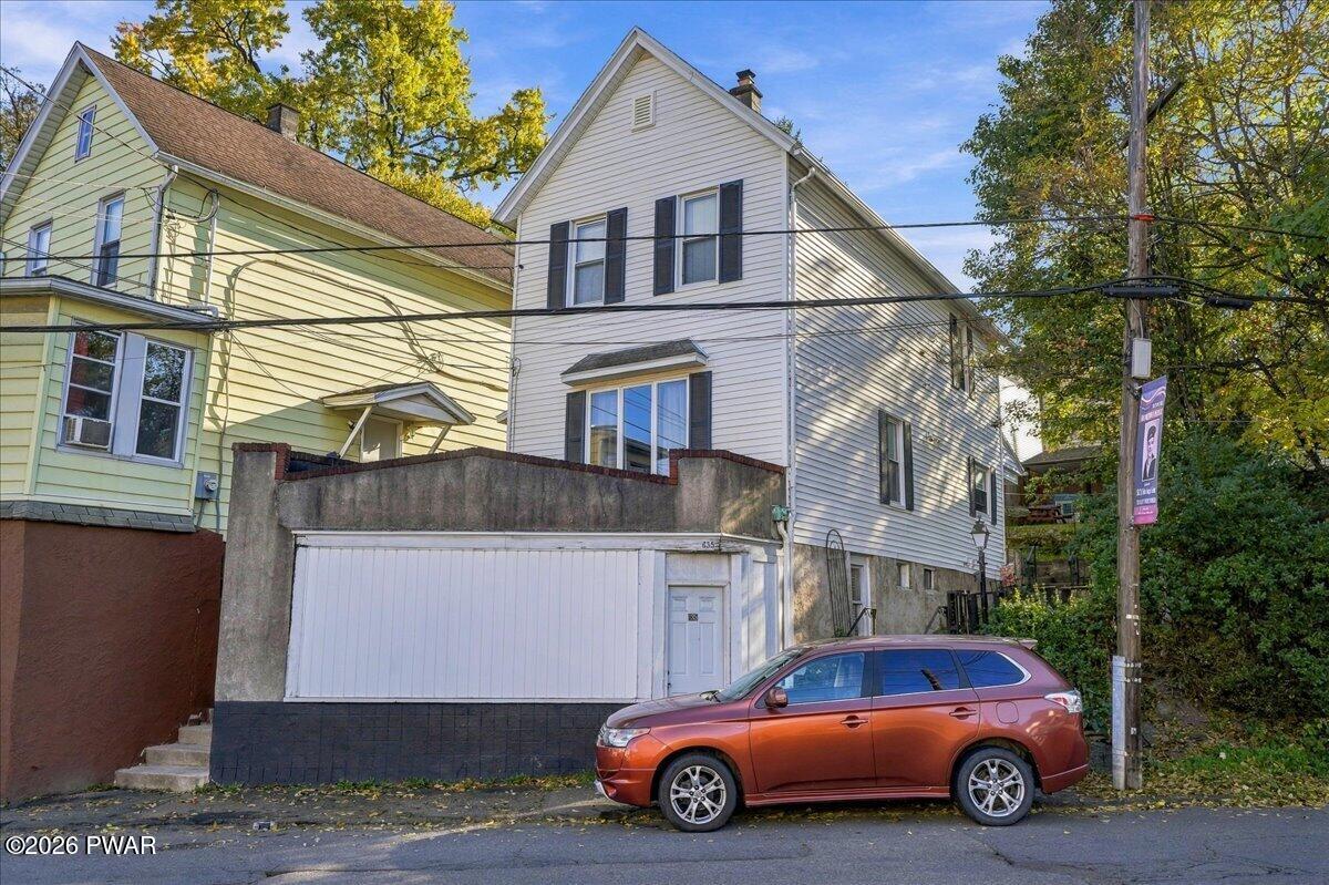 635 S Blakely Street — photo