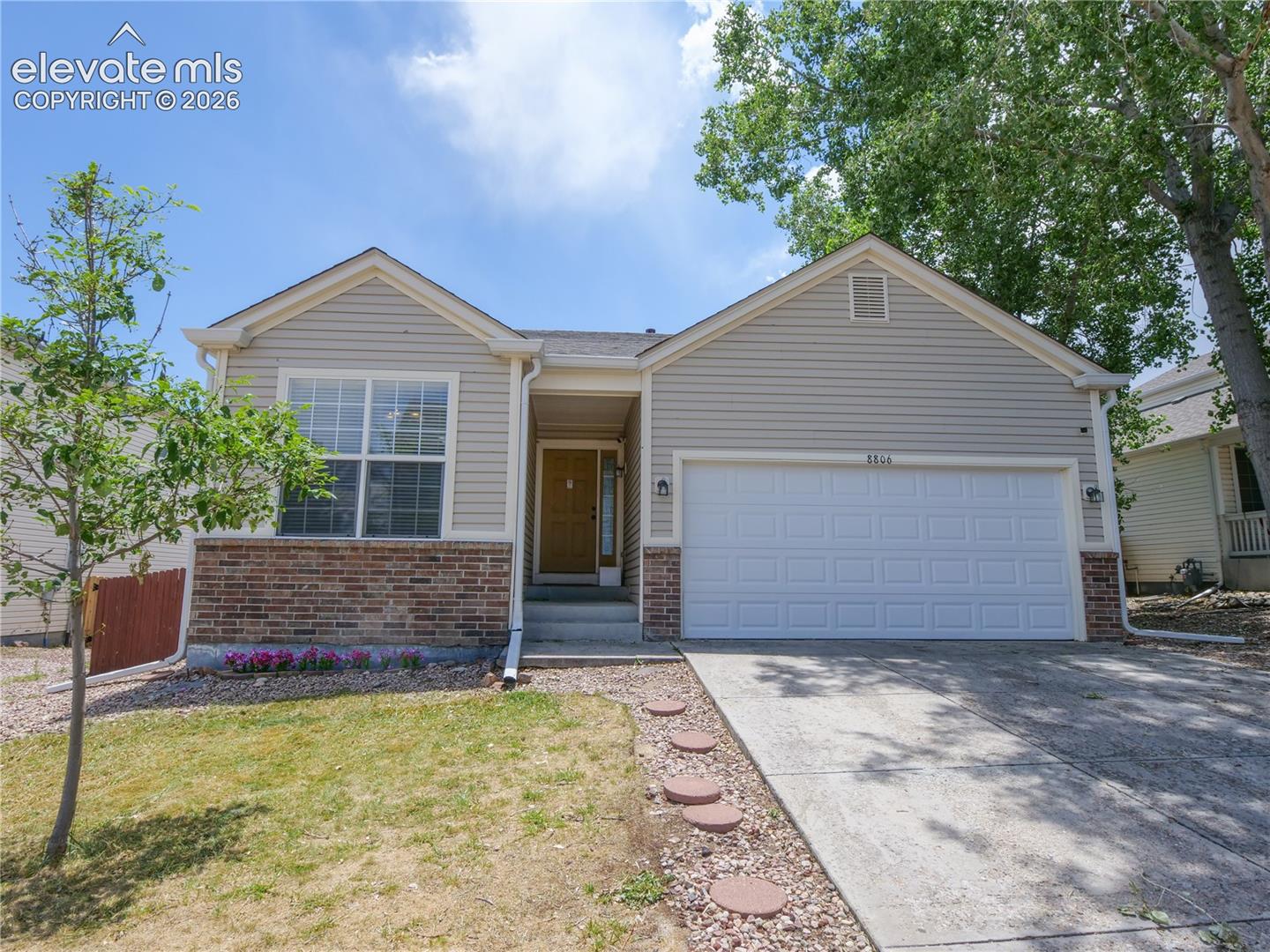 8806 Silver Glen Drive — photo