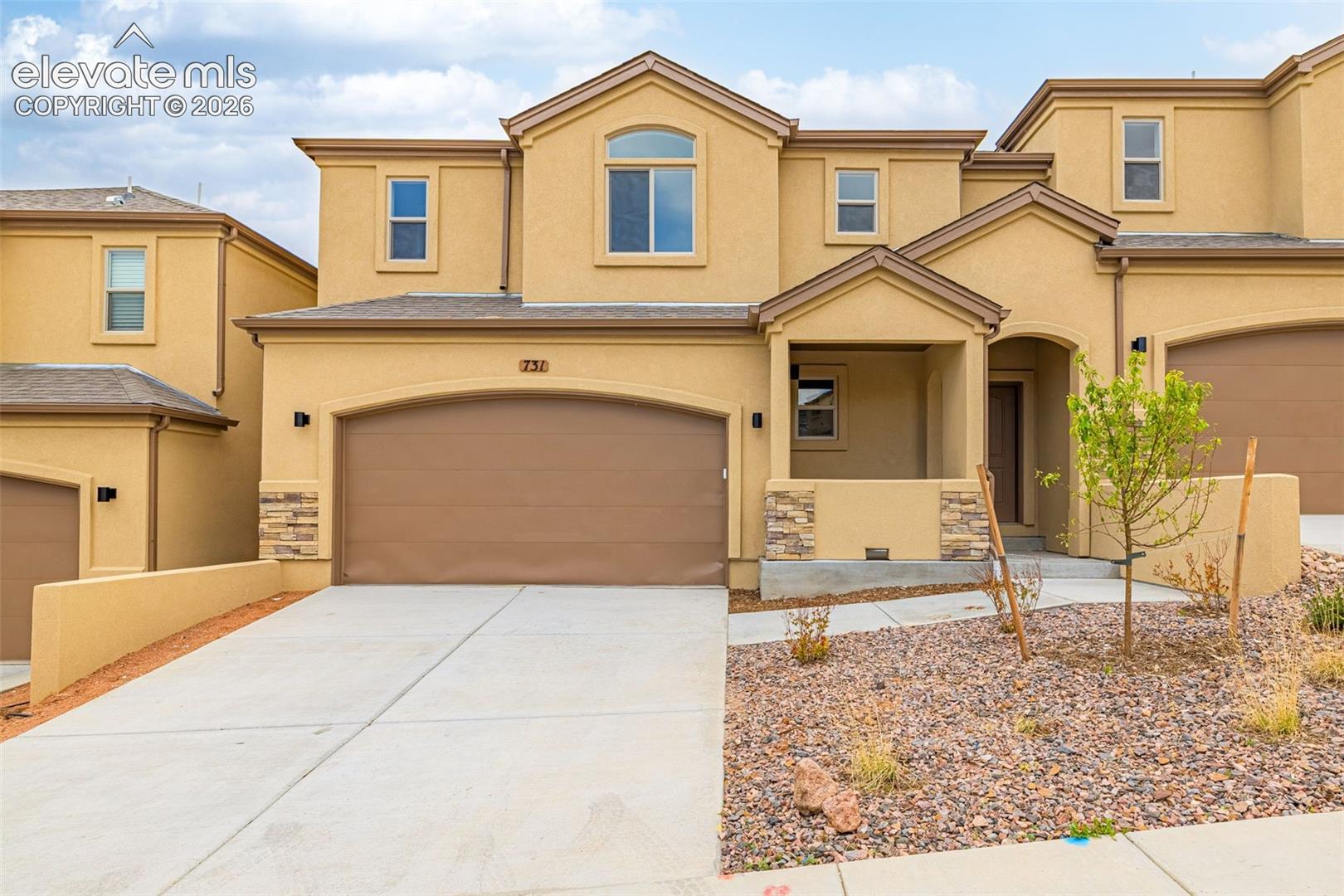 731 Little Bear Grove — photo