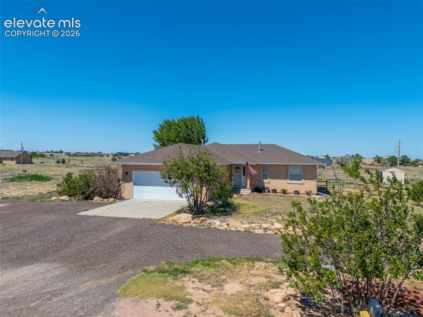 635 E Chaunsey Drive — photo