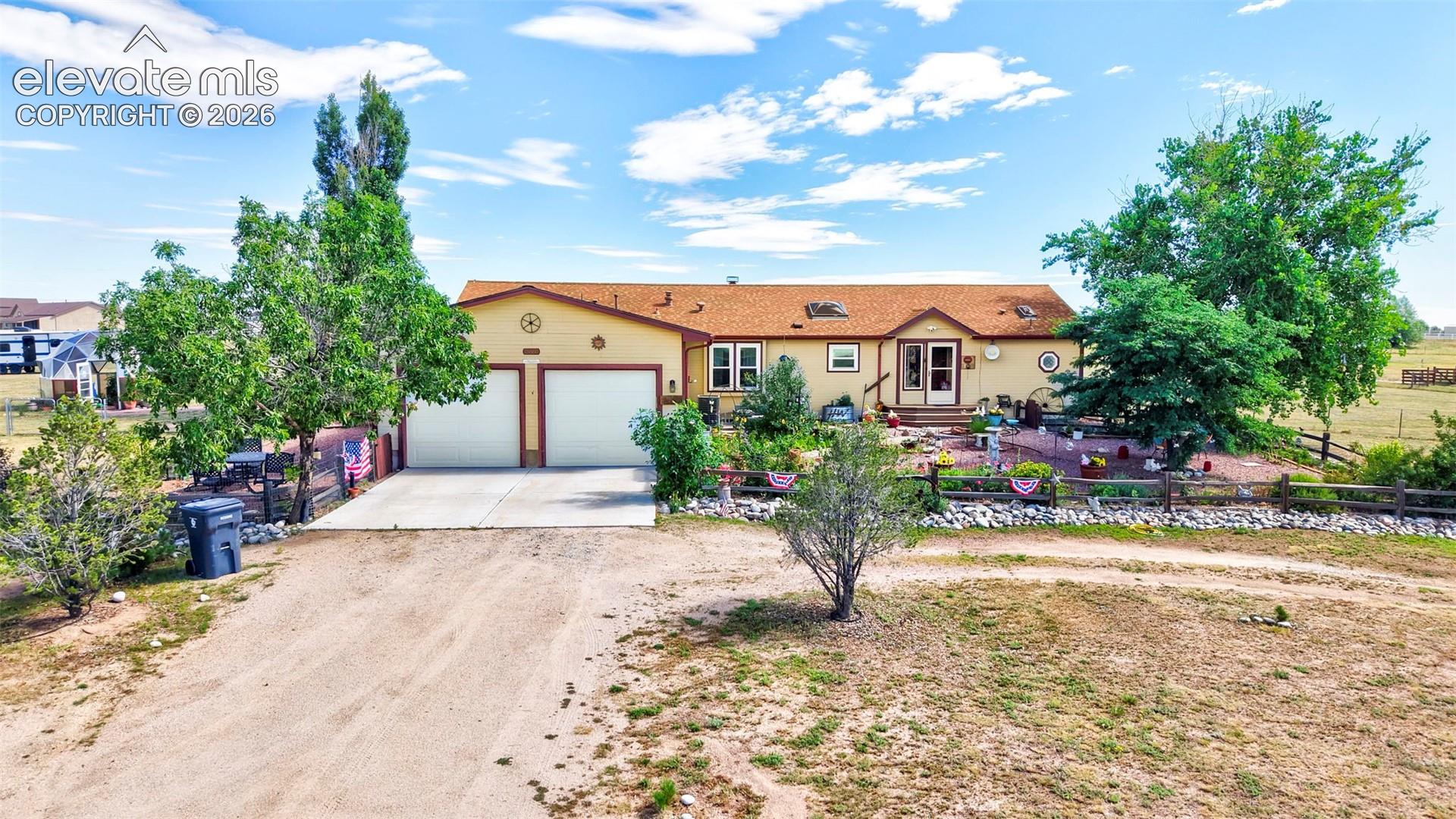 13660 Dill Court — photo