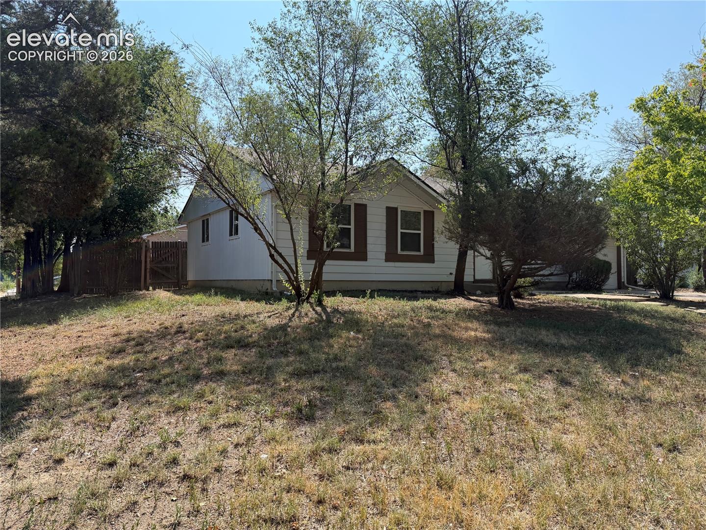 811 Tia Juana Street — photo