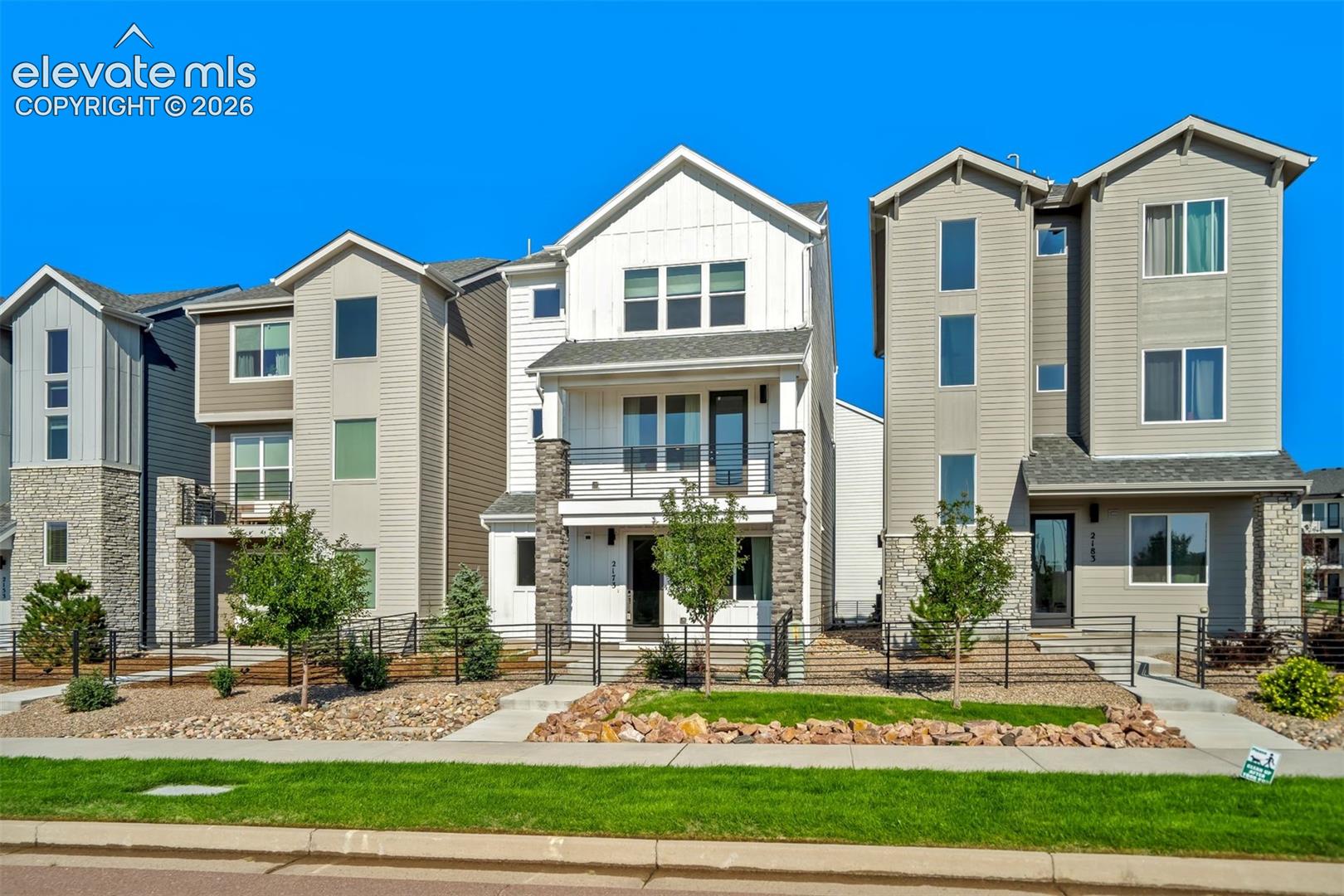 2173 Arikaree Heights — photo