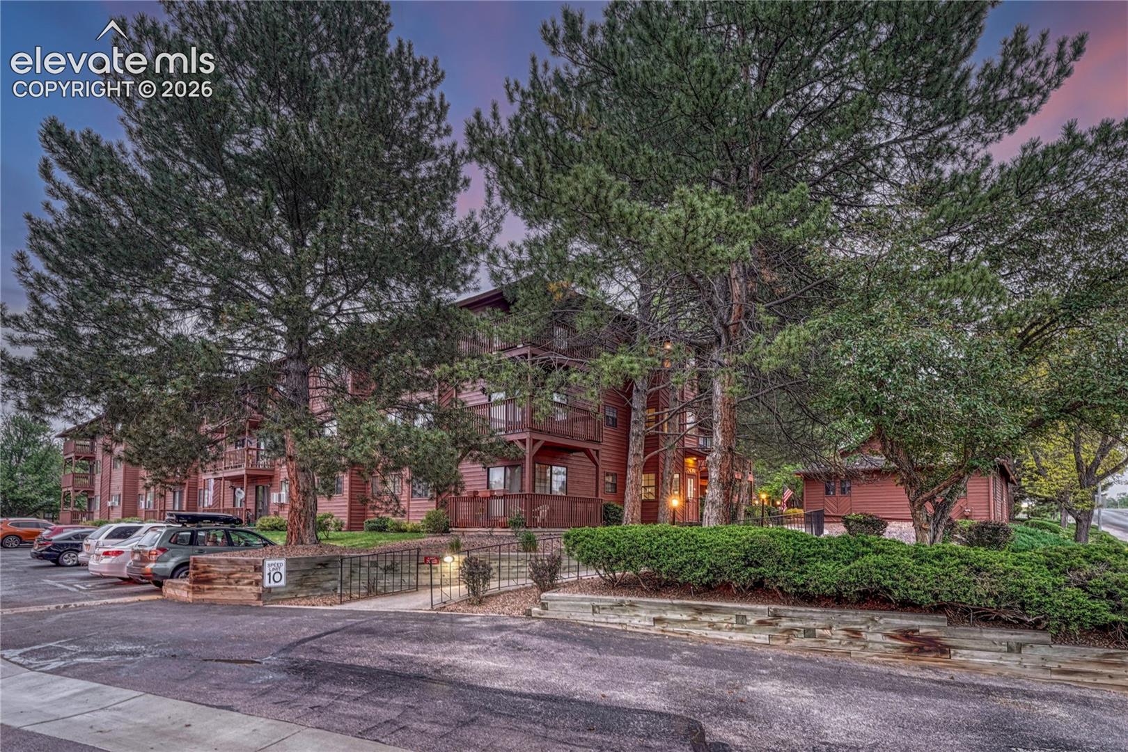 2430 Palmer Park Boulevard 303 — photo