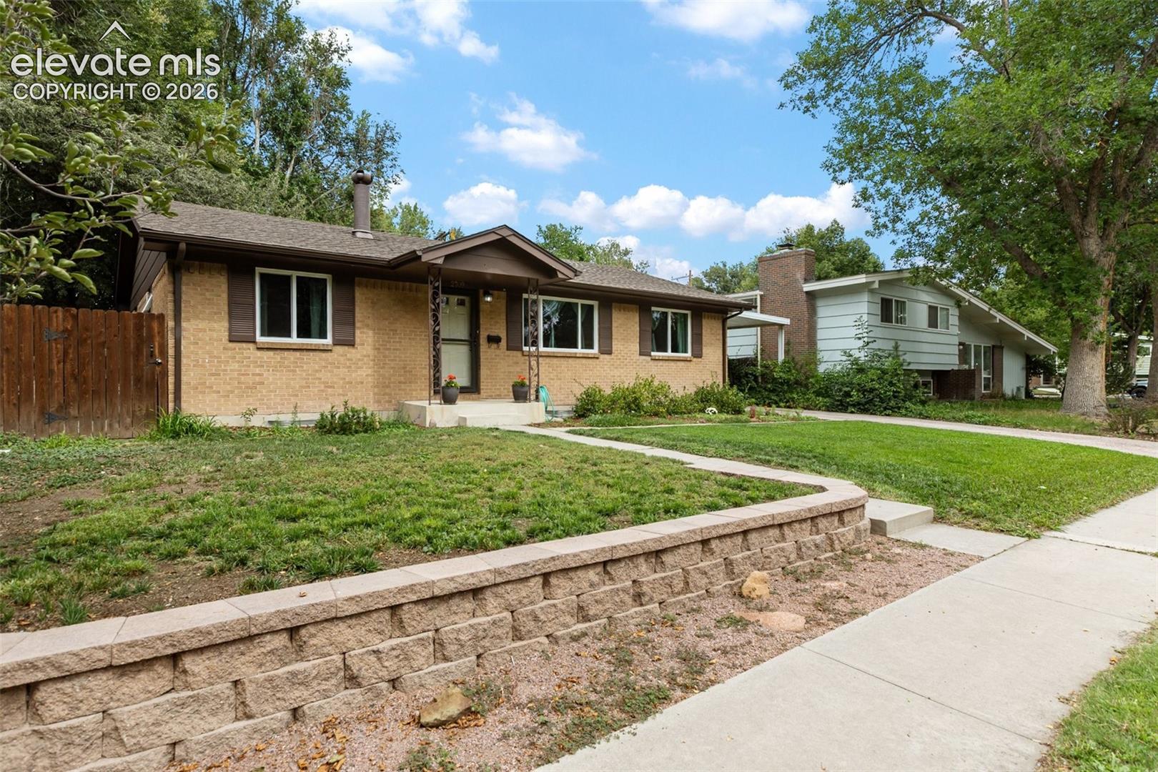 2709 N Prospect Street — photo
