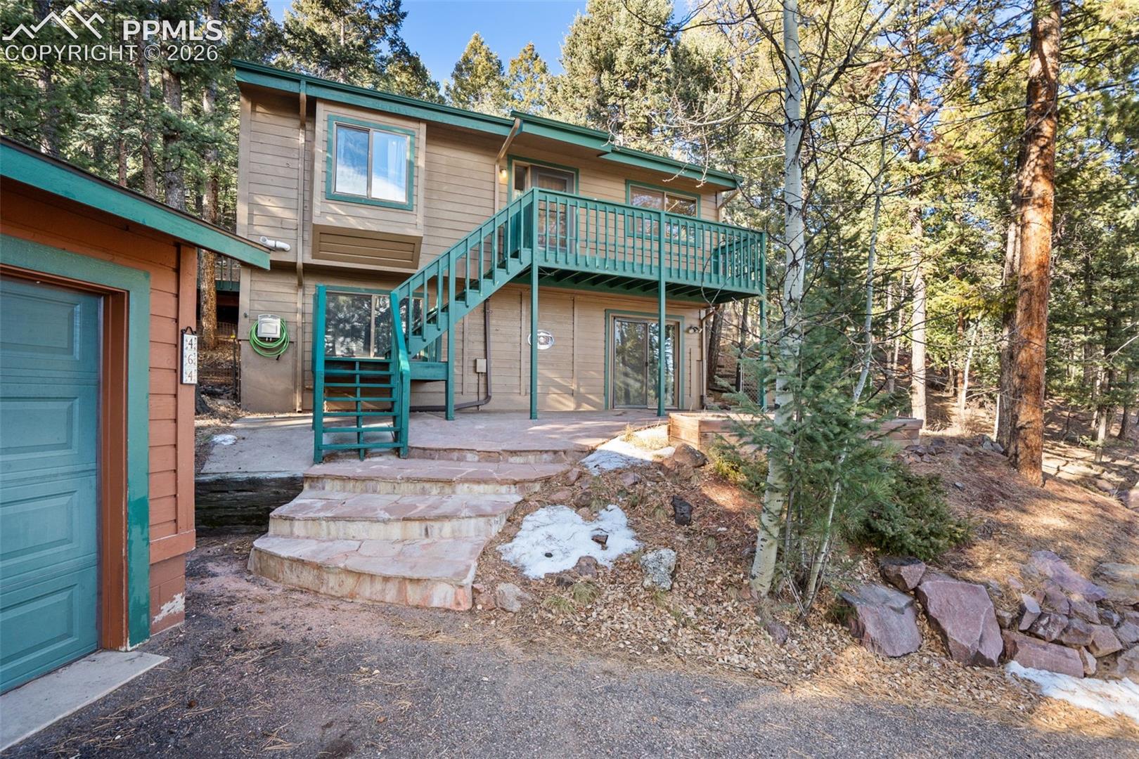 464 Evergreen Court — photo