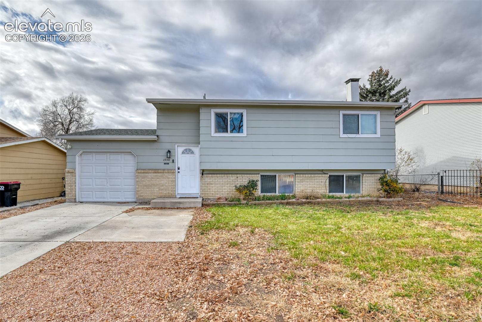 1530 Leigh Lane — photo