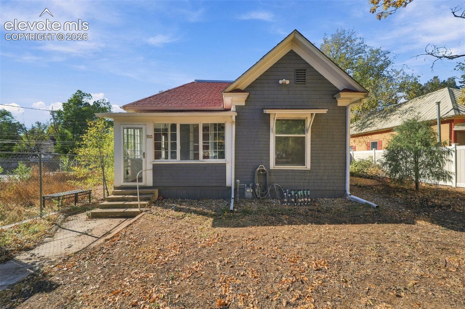 1513 W Colorado Avenue — photo