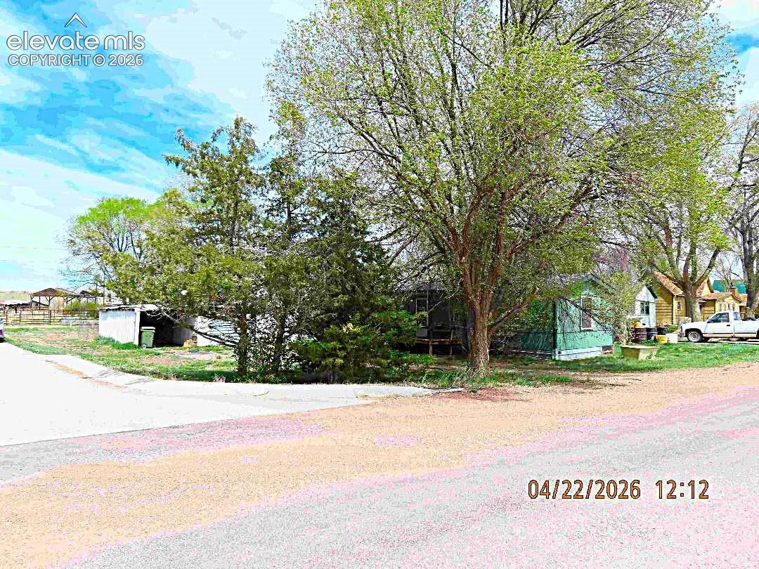 104 Rock Island Avenue — photo