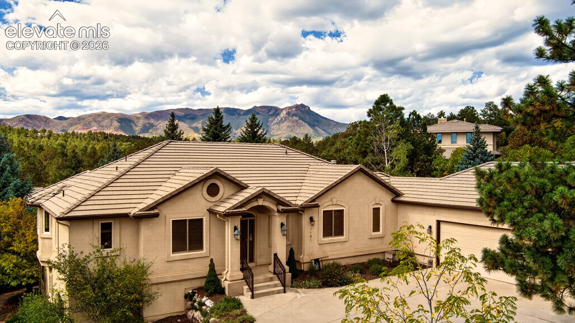 7625 Winding Oaks Drive — photo