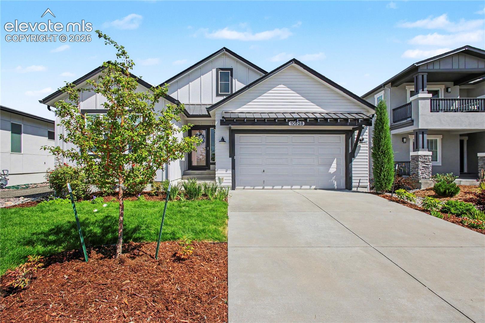10528 Grand Lawn Circle — photo