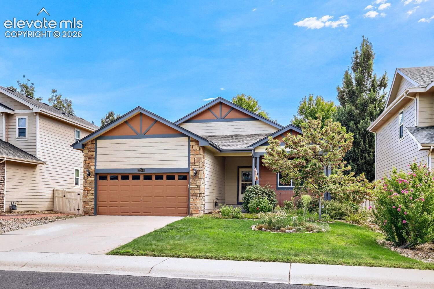 10144 Dogwood Street — photo