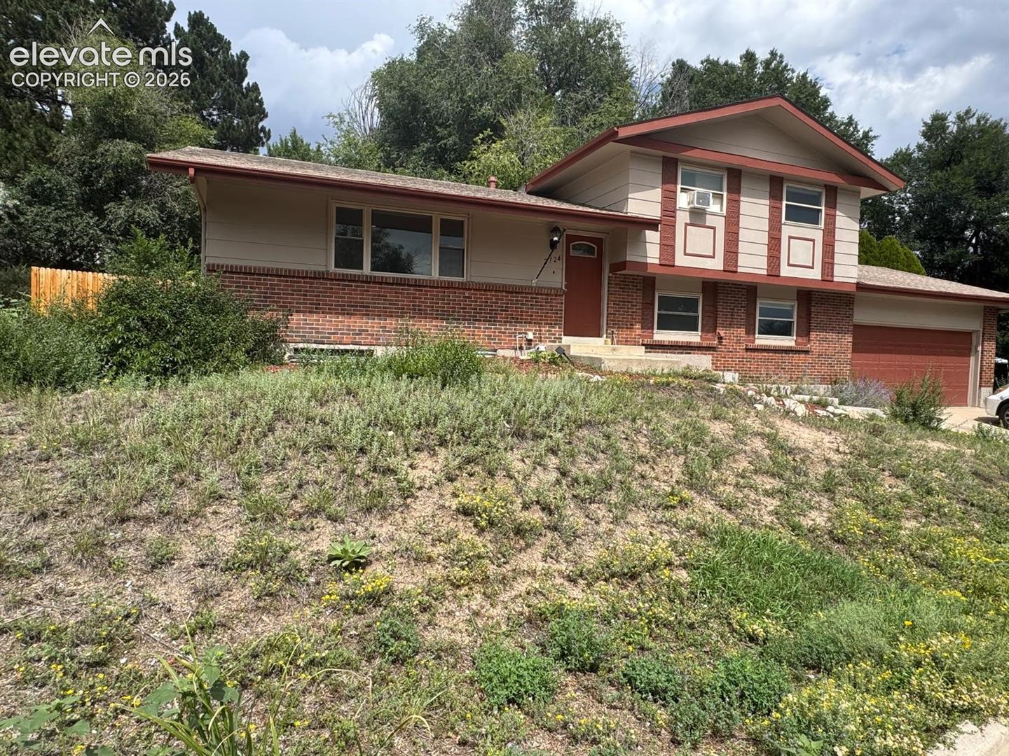 2724 Penacho Circle — photo