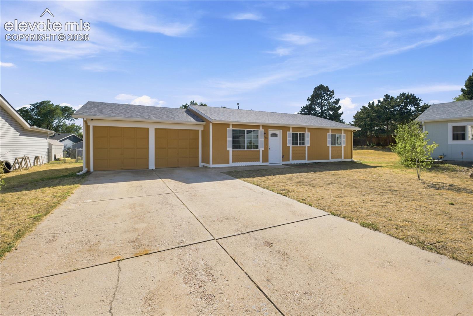 7010 Shoshone Way — photo