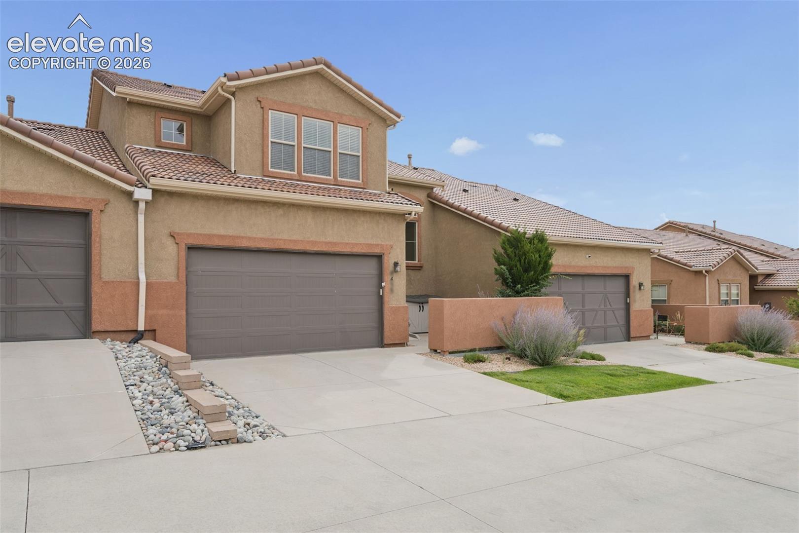 8435 Grand Peak Summit View — photo