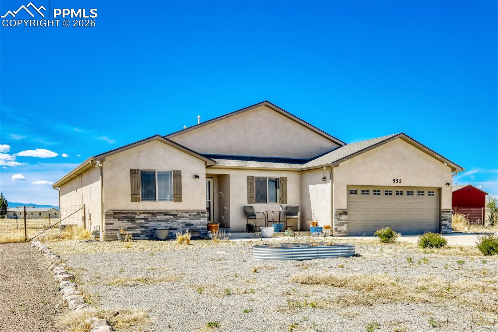555 N Verbena Drive — photo