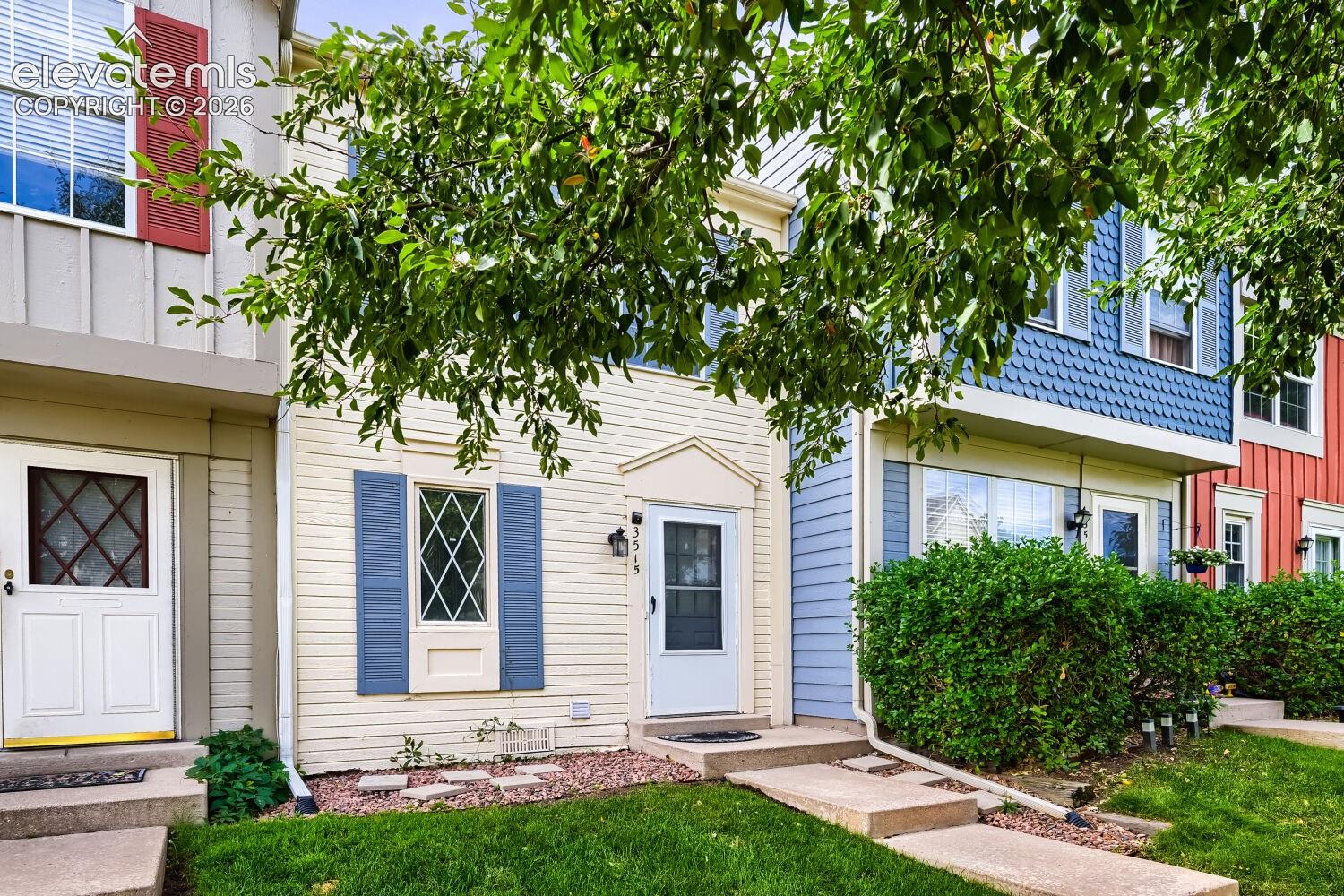 3515 Queen Anne Way — photo