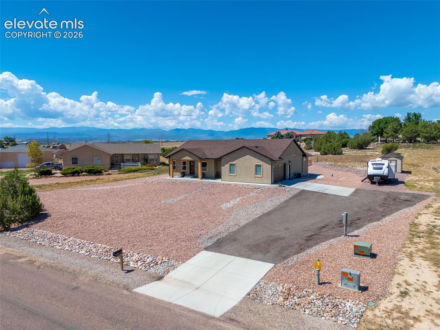 519 S Woodstock Drive — photo