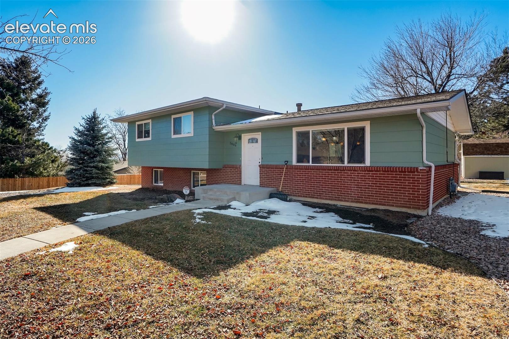 3806 Somerset Drive — photo