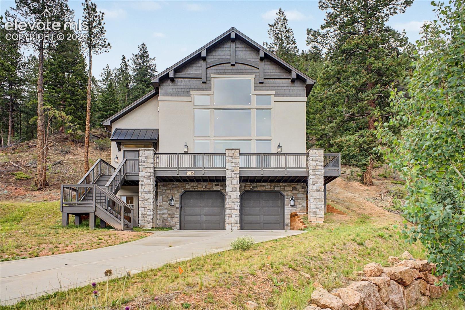 1015 Locklin Way — photo