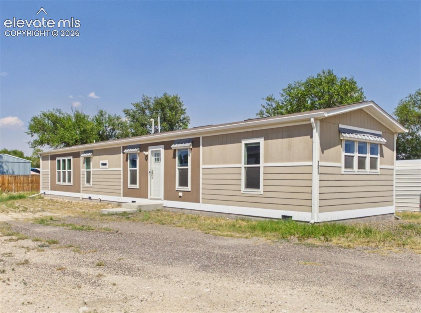 181 E Kipling Drive — photo