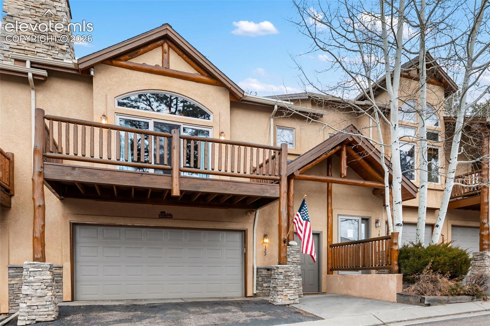 133 Elk Grove Lane — photo