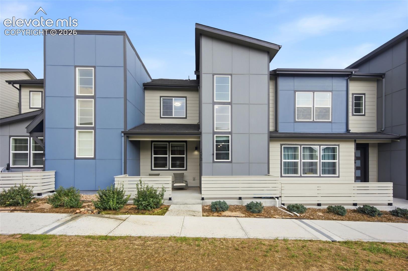 1572 Rose Quartz Heights — photo
