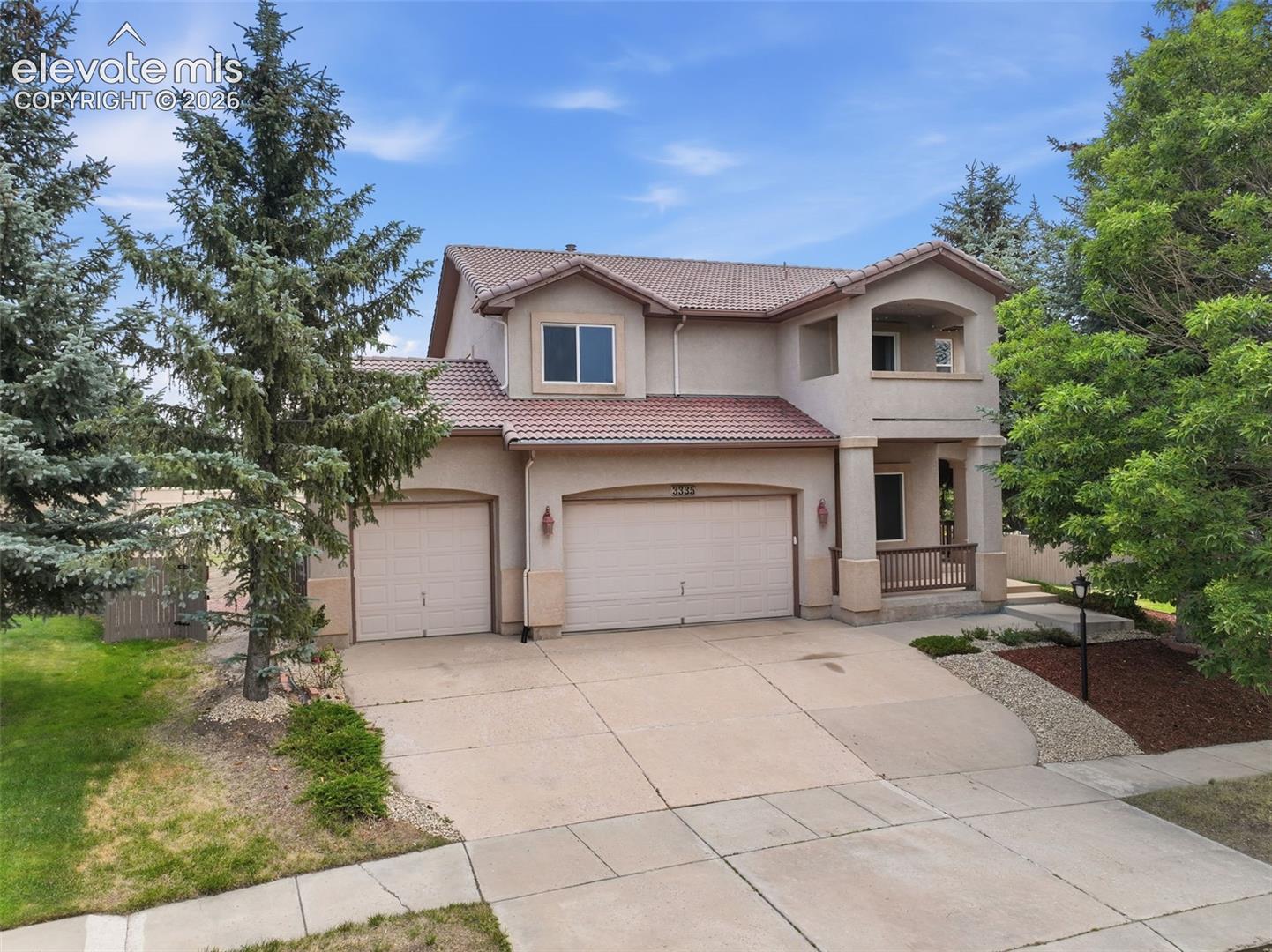 3335 Hollycrest Drive — photo