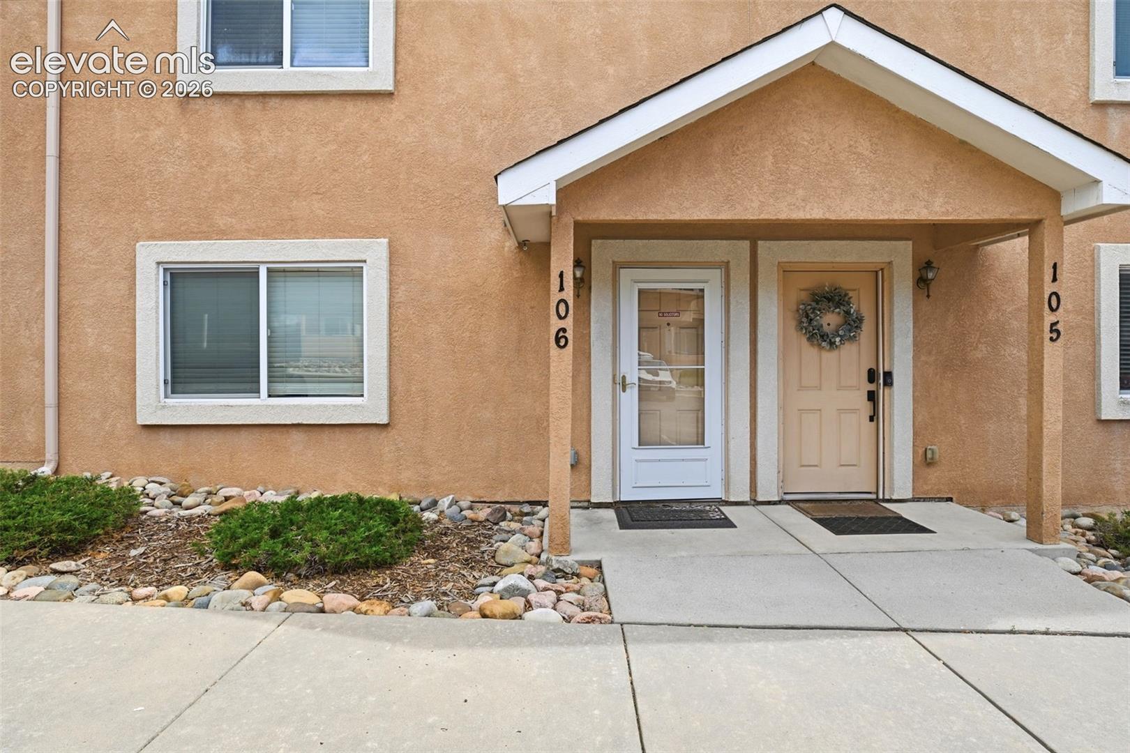 2310 E La Salle Street 106 — photo