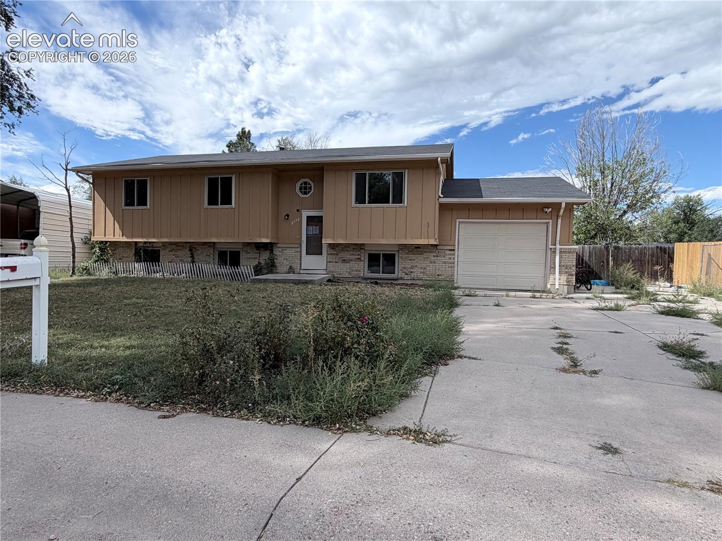 6950 Silverheels Court — photo