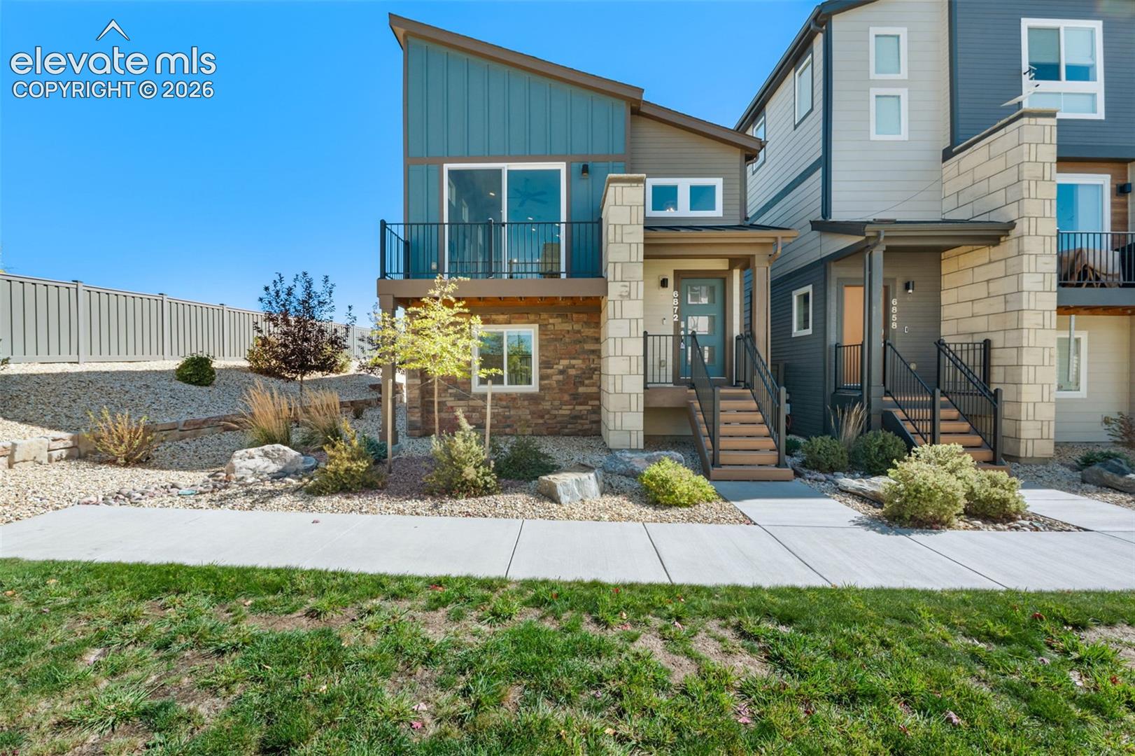 6872 Lily Mountain Lane — photo